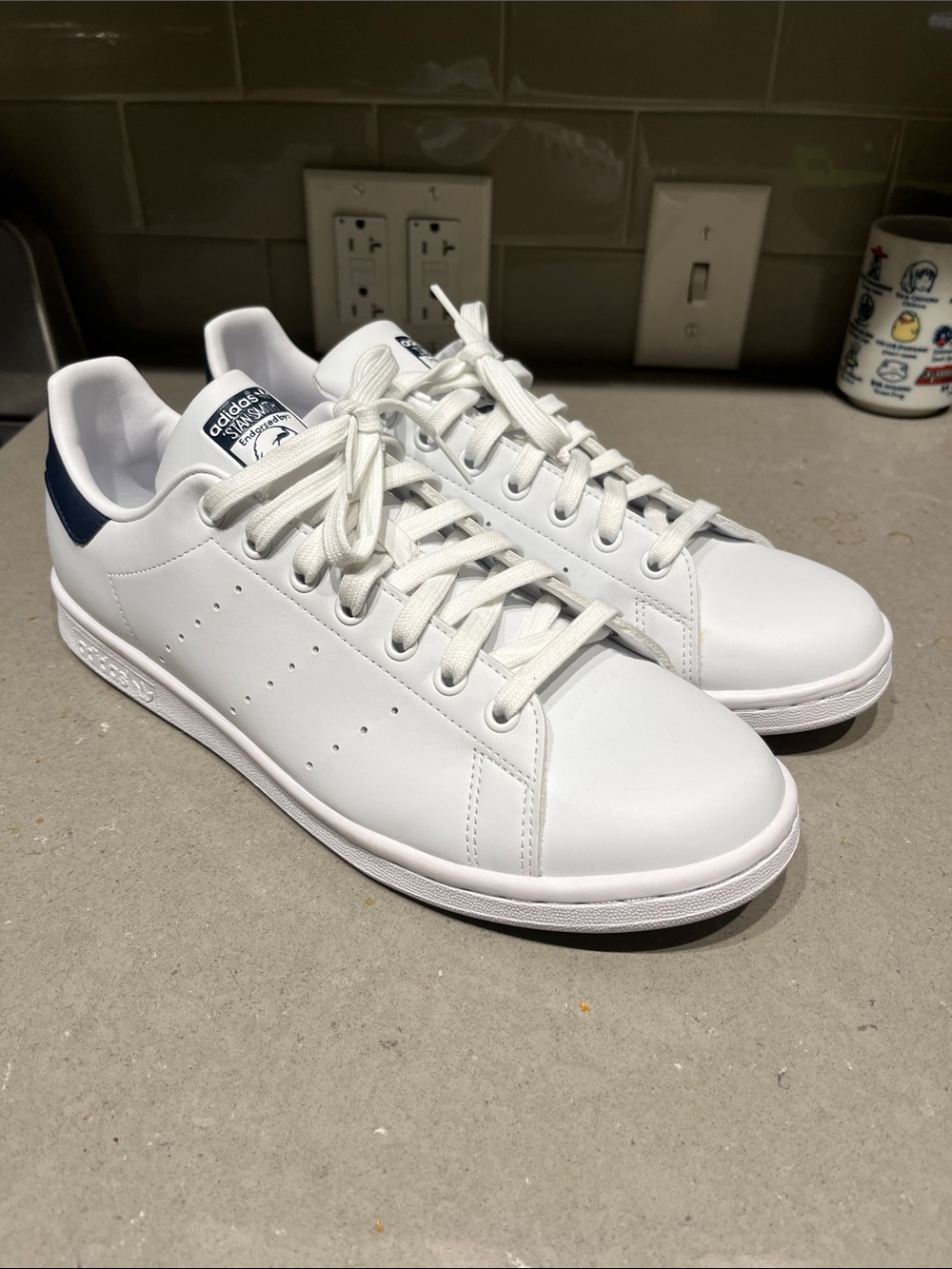 New classic Stan Smiths, navy, men's 10.5